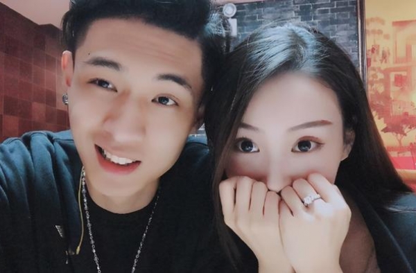 又一明星妈妈是老赖？德云社秦霄贤妈妈被曝出欠款不还