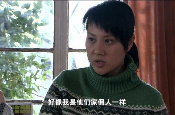 《双面胶》“保姆式”大嫂阿蔡：公婆给小儿子买房，要大儿子养老
