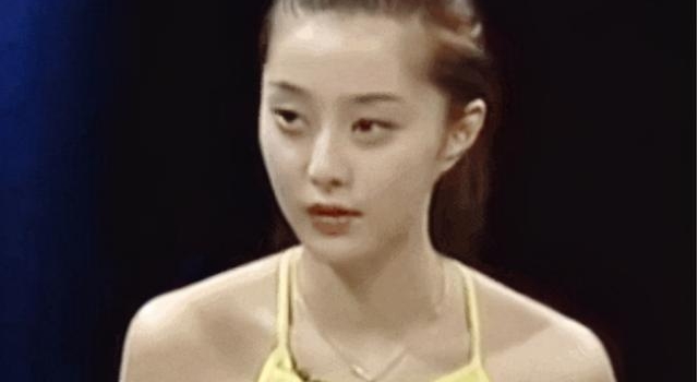 一个是被大众“娱乐”一个是娱乐大众，范冰冰和郭德纲谁能胜出？