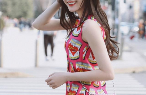 精美明星壁纸~迪丽热巴