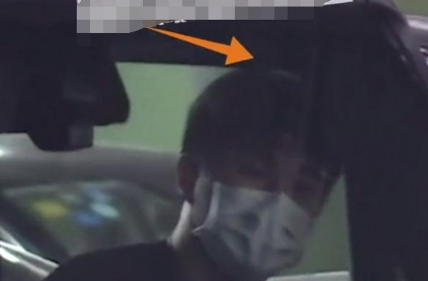 阚清子新恋情疑似曝光，当街撒娇闹脾气，男方身材微胖不如纪凌尘