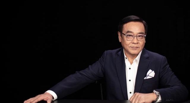 尔冬升，他不仅仅是爱八卦