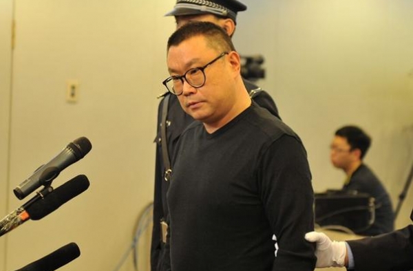 56岁傅艺伟回归，晒古装造型梦回妲己，眼角皱纹难掩岁月痕迹