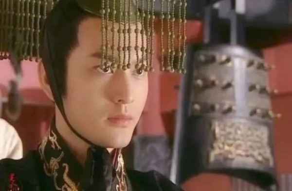 黄晓明变了，他不再是“烂片”的代言人，为戏甘愿快速暴瘦20斤