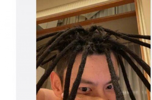 宁泽涛脏辫造型天女散花上热搜：放飞自我的哥哥你还喜欢吗