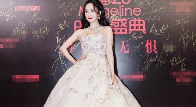 杨幂邀唐嫣合影被拒？刘诗诗抢杨幂台词，仙剑三姐妹再次同台