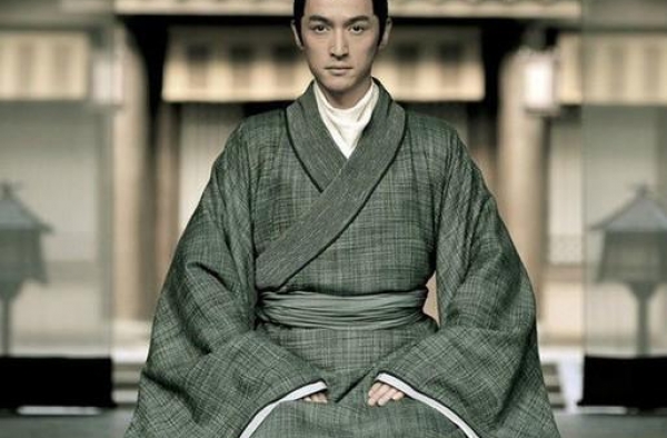 盘点那些不适合演古装的男明星：只要我不尴尬，尴尬的就是别人