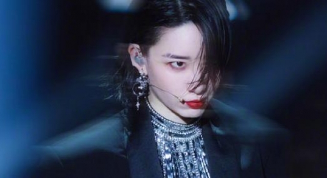 李斯丹妮录浪姐前常数月0收入兜里剩几百块！翻红后帮助快女好友