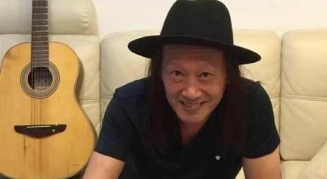 高以翔友人祭奠途中猝死！娇妻痛哭，网友：太意外了
