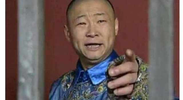 他靠一部剧火遍全国，放弃当明星去养鸡，座驾非常接地气