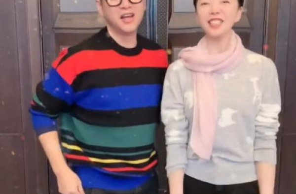 仇晓孙鸣洁时隔20年同框，还是金童玉女！昔日一哥一姐发展唏嘘
