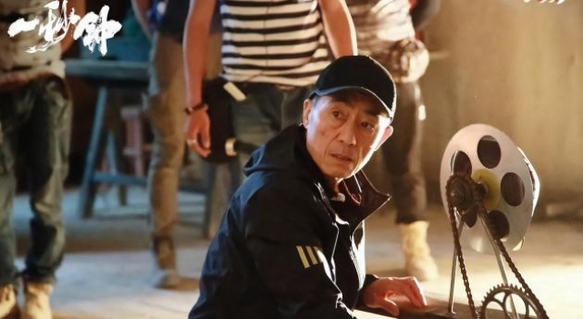 张艺谋因《一秒钟》彻底走下神坛了？沦为烂片导演？?票房仅1亿