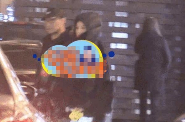 章子怡夫妻手牵手逛街，汪峰轻扶妻子上车，一个绅士动作圈粉网友