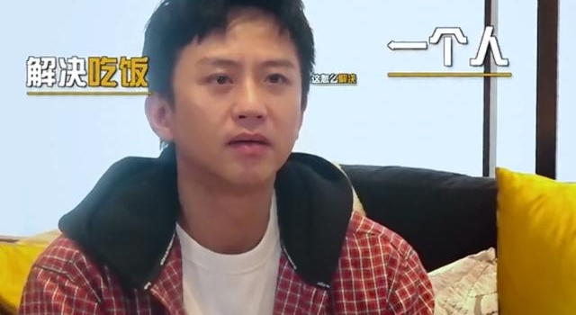 邓超人设崩塌？婚礼现场尬舞大翻车，明明是实力派却非要强行搞笑