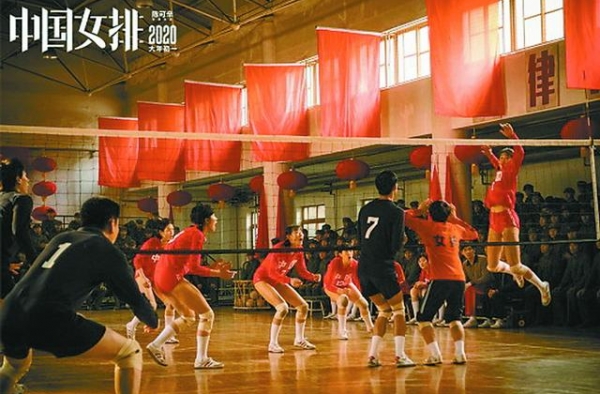 集体撤档、坚持创作......看中国电影业危机中的坚守与重塑