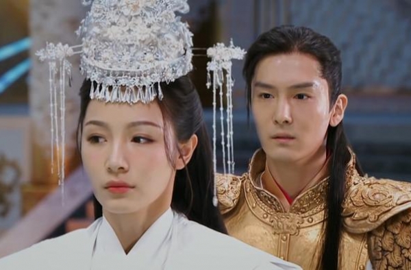 李成儒批评于正，不要带自家艺人上《演员》，于正茶言茶语被戳穿