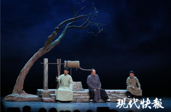 张国立、王刚、张铁林同台飙戏！话剧《断金》无锡上演获好评