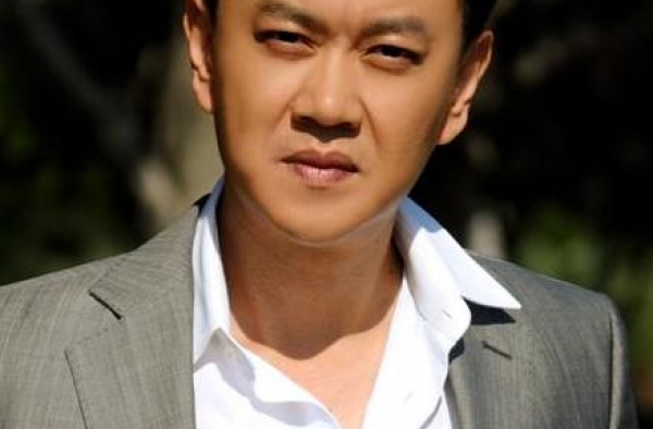 他被称“最贵配角”，拍戏只为过瘾，导演调侃：片酬还不够加油钱