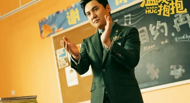 将破5亿的抱抱，48万人想看的李焕英，背后少不了他们