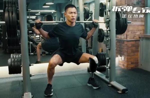 59岁腹肌满格，刘德华曾自曝“自律食谱”